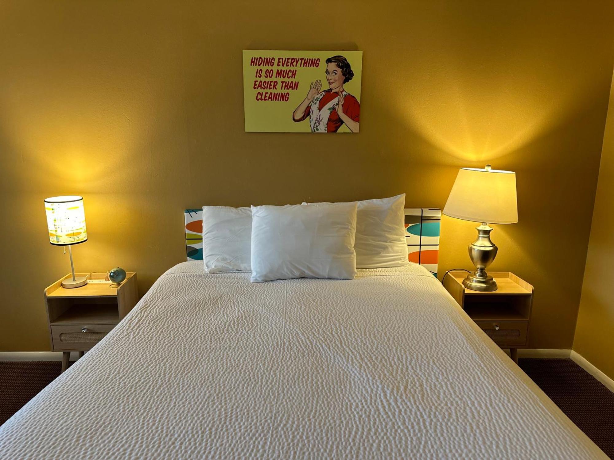 Atomic Motel 2*
